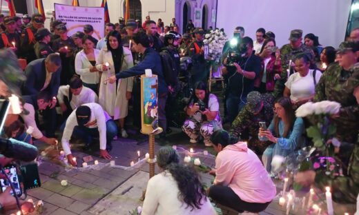Con velas y oraciones los payaneses despidieron a los cuatro soldados caucanos fallecidos en siniestro aéreo en Puerto Leguizamo