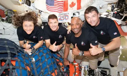 Hay expectativa en el mundo frente al retorno al planeta Tierra de la misión Artemis II a bordo de la nave Orión