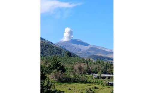 Servicio Geológico Colombiano mantiene alerta amarilla sobre la actividad del Volcán Puracé y la cadena de Los Coconucos