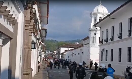 Tras culminar la marcha pacífica en Popayán la Policía y encapuchados protagonizaron confrontaciones en el centro de la ciudad